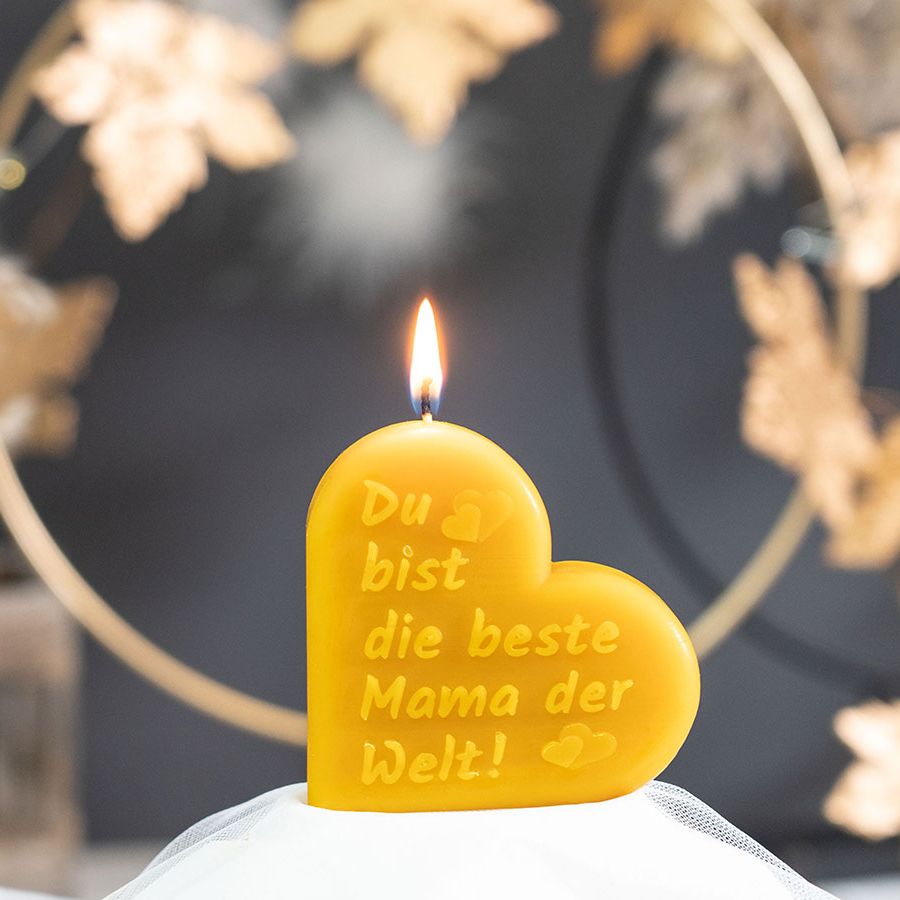 Muttertagskerze Herzform, Relief, Die beste Mama, 75x75x25mm